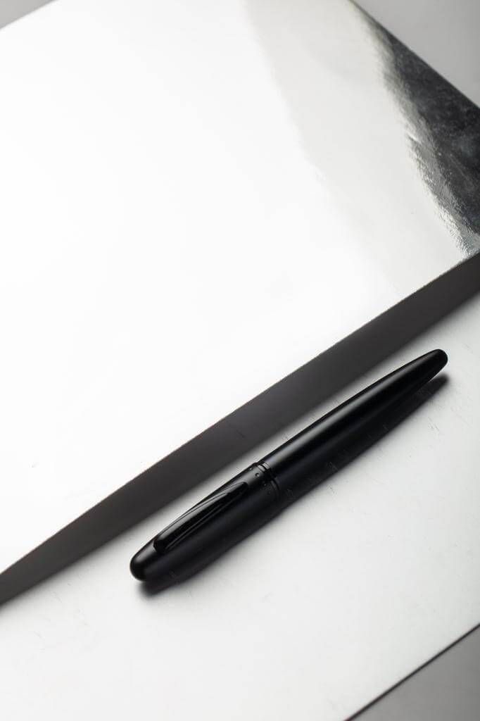 HONNEF - Twist Metal Pen - Black - White - Image 4